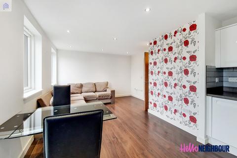 2 bedroom apartment to rent, Northwick Avenue, Harrow, HA3