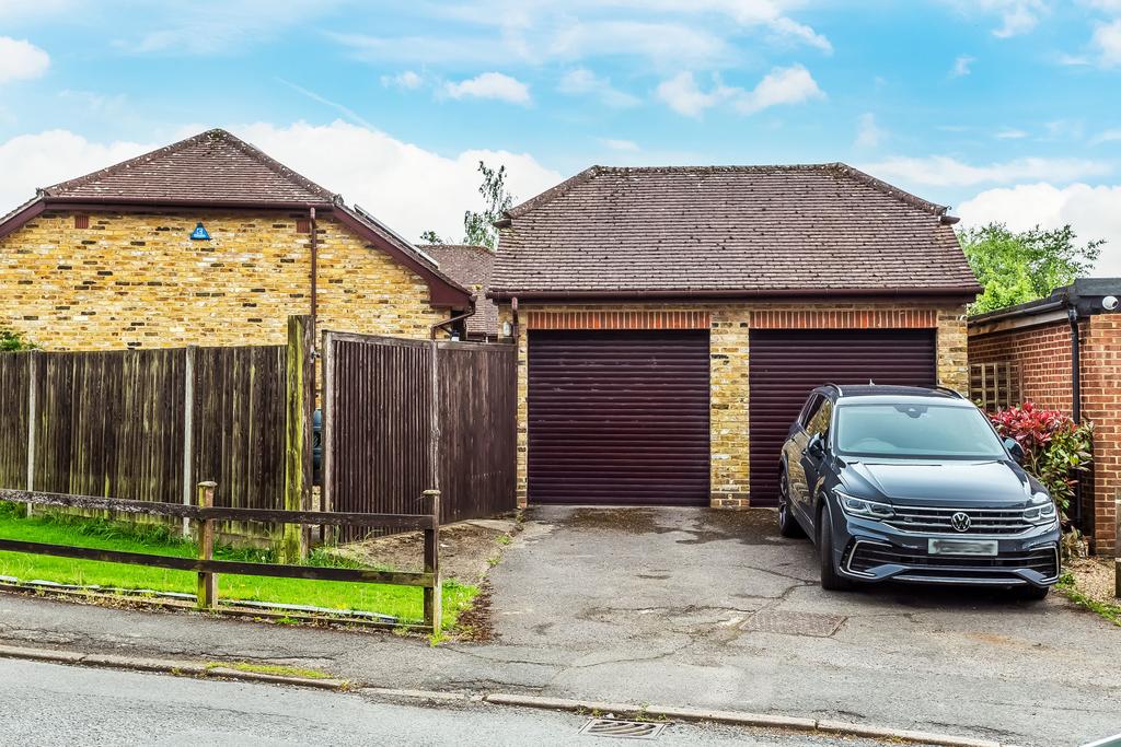 Garage - Front