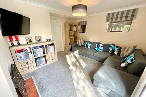 5 Broadwell Road, Solihull, B92 8QH
