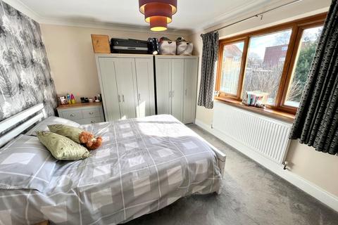 5 Broadwell Road, Solihull, B92 8QH