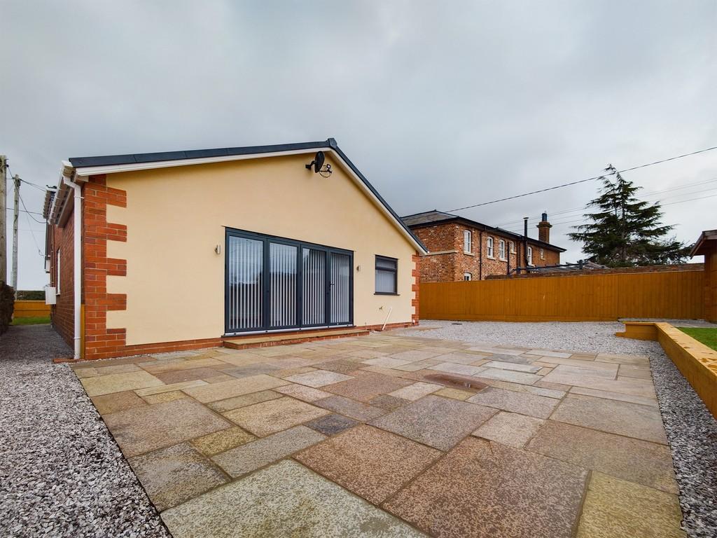 Rosemary Lane, Rossett 3 bed detached bungalow £365,000