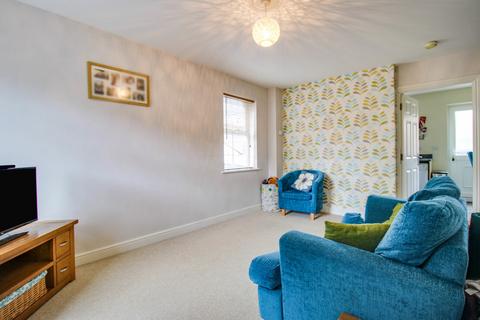 30 Dowland Close, Swindon, SN25 2GD