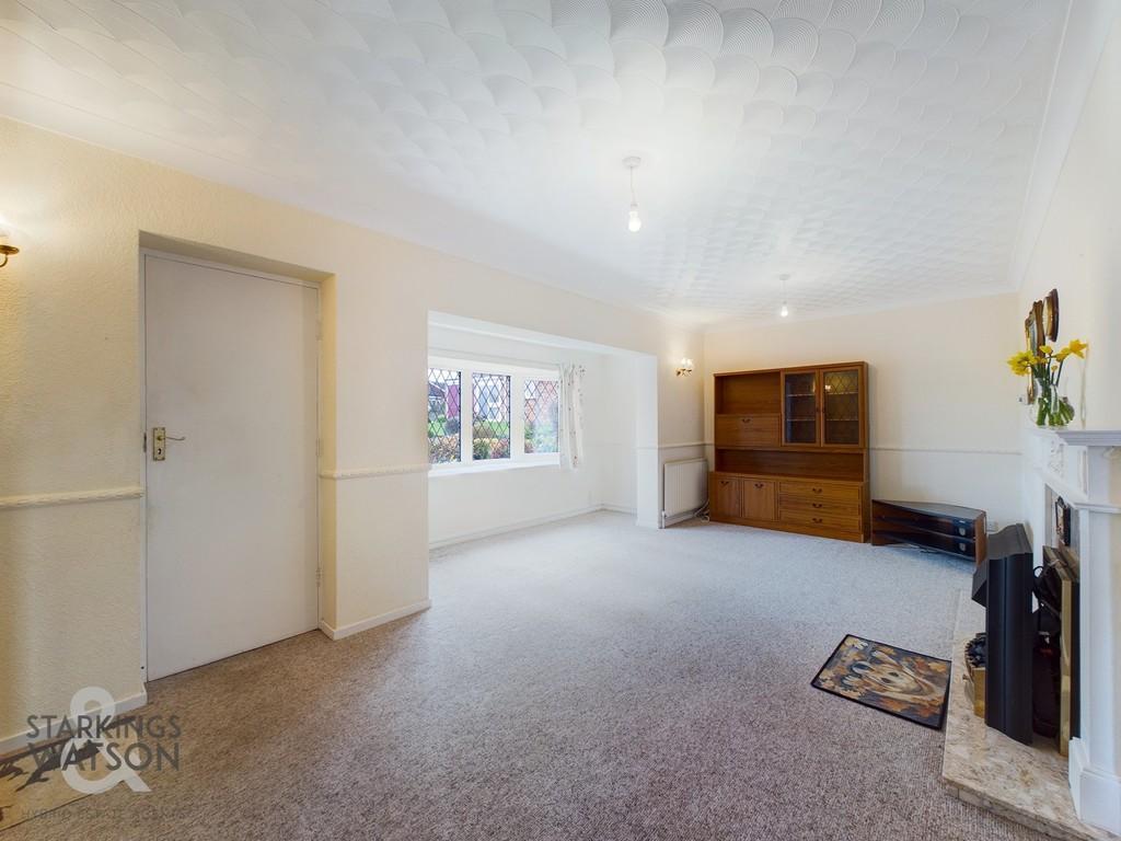 Fairfield Road, Bungay 3 bed detached bungalow for sale £285,000