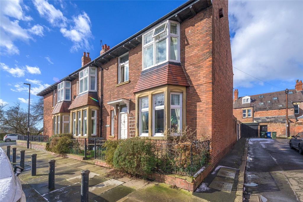Newlands Road, High West Jesmond, Newcastle Upon Tyne, NE2 3 bed end of