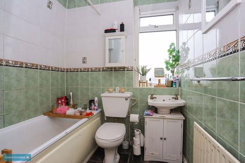 3 bedroom end of terrace house for sale, Sydenham Road, Bridgwater