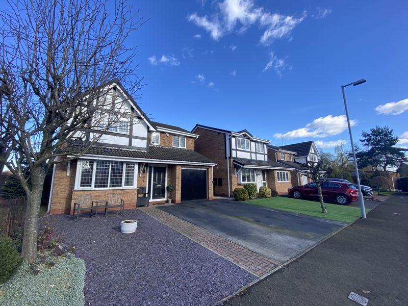 Elizabethan Way, Rudheath, CW9 7UH 4 bed detached house for sale £350,000