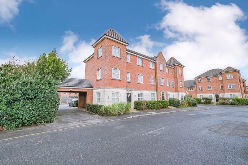 Enterprise Drive, Streetly, Sutton... 2 bed apartment £170,000