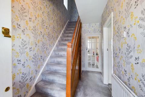 24 Milton Avenue, Hornchurch, RM12 4BW