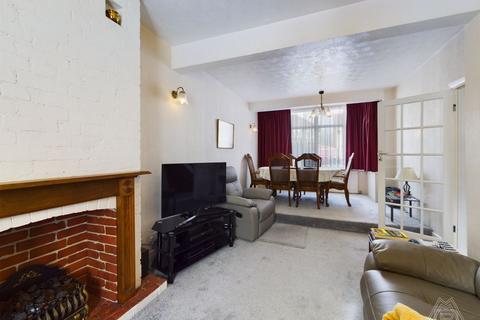 24 Milton Avenue, Hornchurch, RM12 4BW