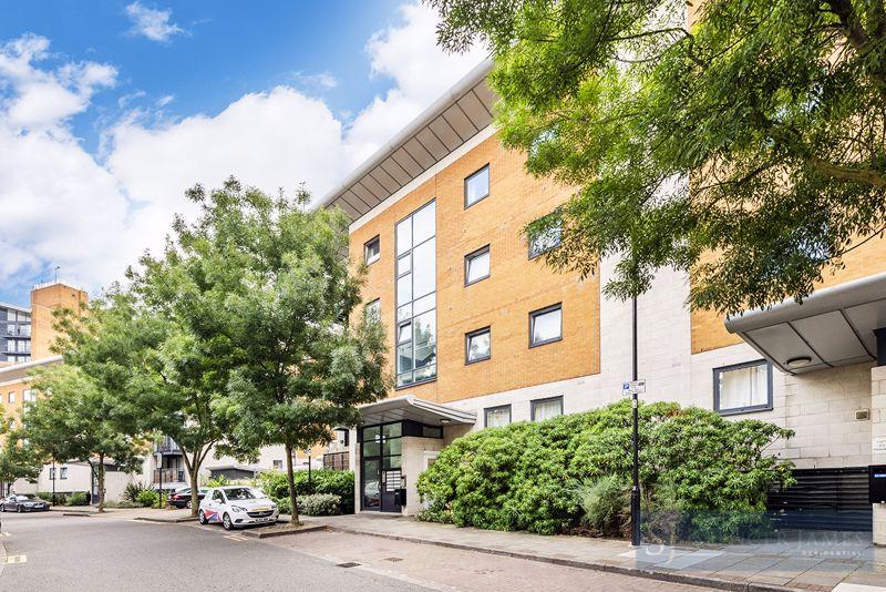 Fishguard Way, Galleons Lock, E16 1 bed apartment £1,475 pcm (£340 pw)