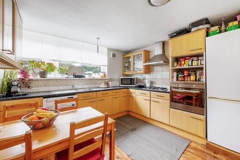 3 bedroom townhouse for sale - Alexandra Court, Lampton Road, Hounslow, TW3 4DL