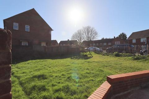 1 Abbots Wood Road, Luton, LU2 0LS