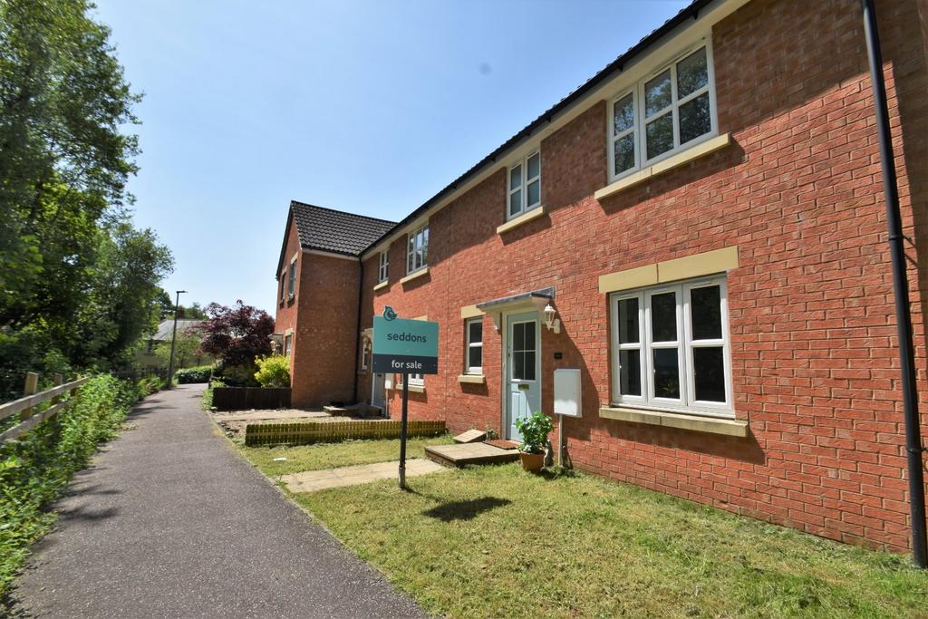 Fairby Close, Tiverton, Devon, EX16 3 bed semidetached house for sale