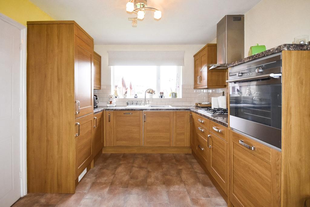 Norton Terrace, Norton Canes, Cannock, WS11 2 bed detached bungalow for