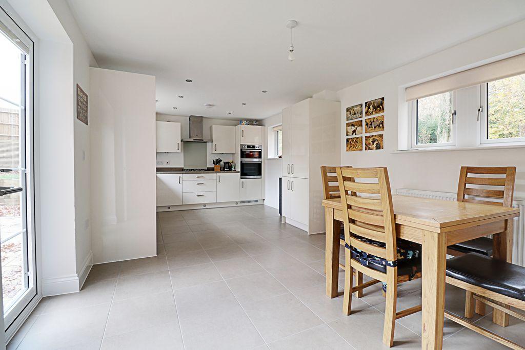 Kitchen / Breakfast Room