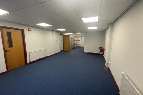 Office to rent - First Floor Office, 21-25 Tovil Hill, Maidstone, Kent, ME15 6QS