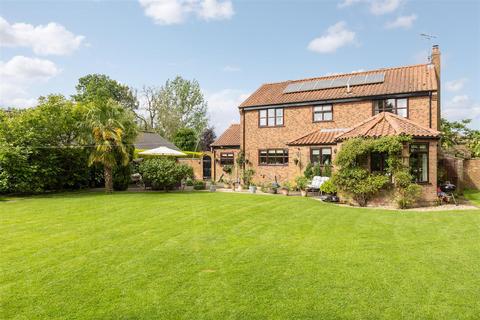 4 bedroom detached house for sale, Marton, Sinnington. YO62 6RQ