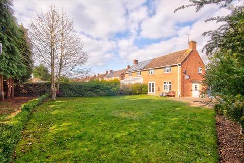 44 Battleton Road, Evesham, WR11 1HW