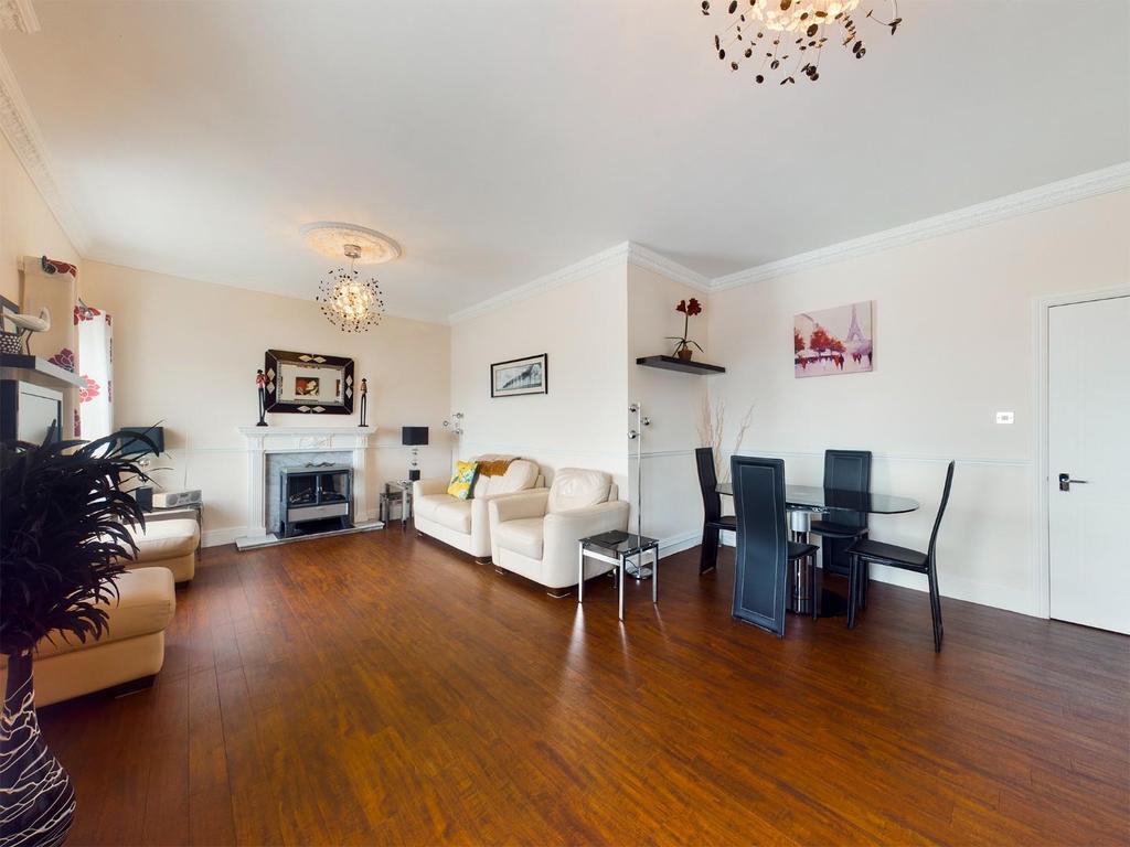 Prince Of Wales Apartments... 3 bed apartment £245,000