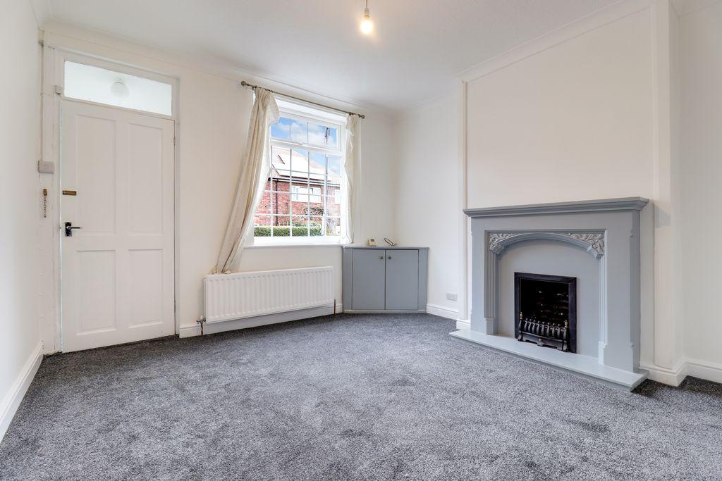 Carleton View, Pontefract WF8 2SD 2 bed terraced house £130,000
