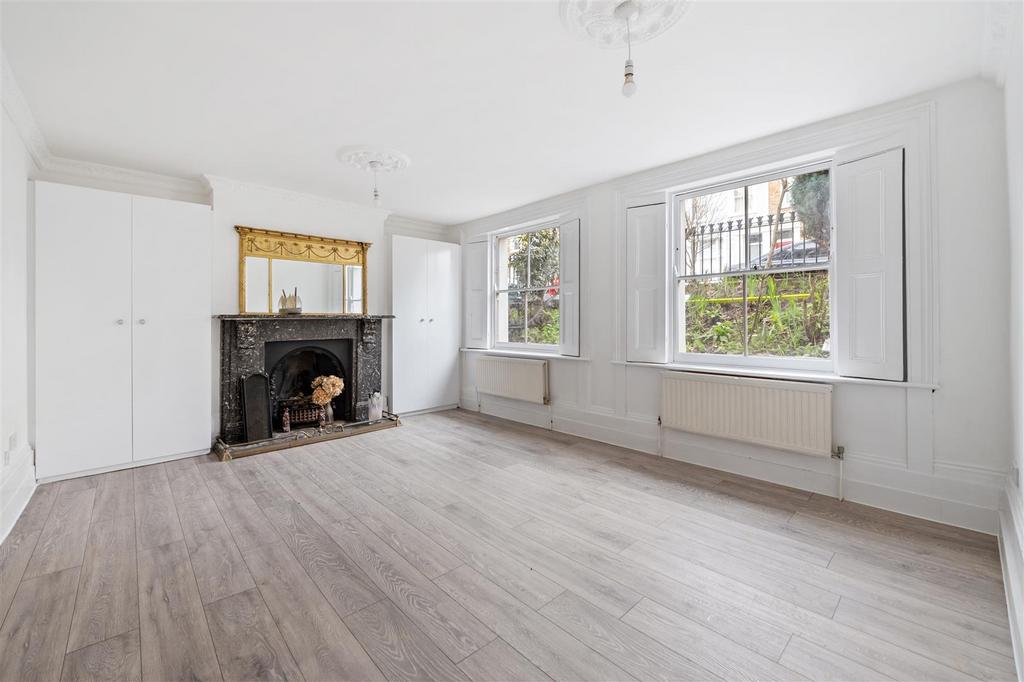 Ockendon Road, London 3 bed £4,100 pcm (£946 pw)