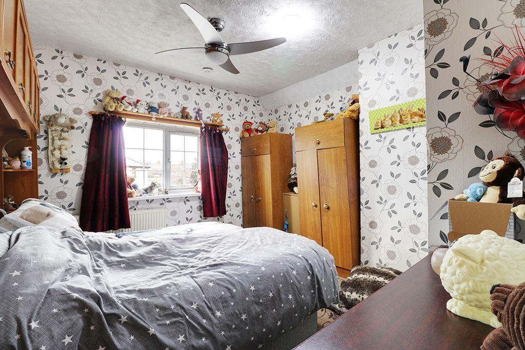 Bedroom 1 (Double)
