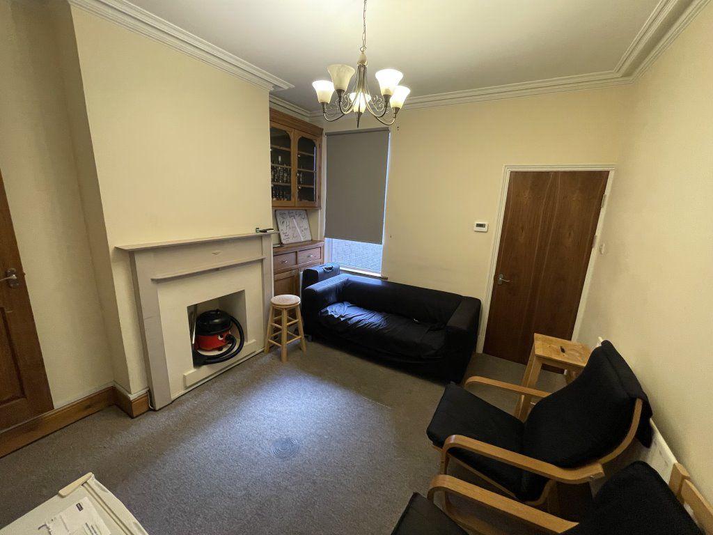Stuart Street, Leicester 4 bed terraced house £368 pcm (£85 pw)