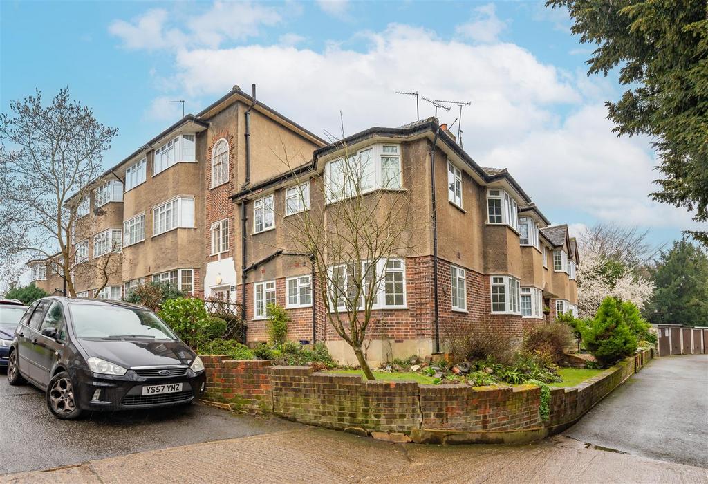 Church Road, Hanwell 2 bed apartment £399,950