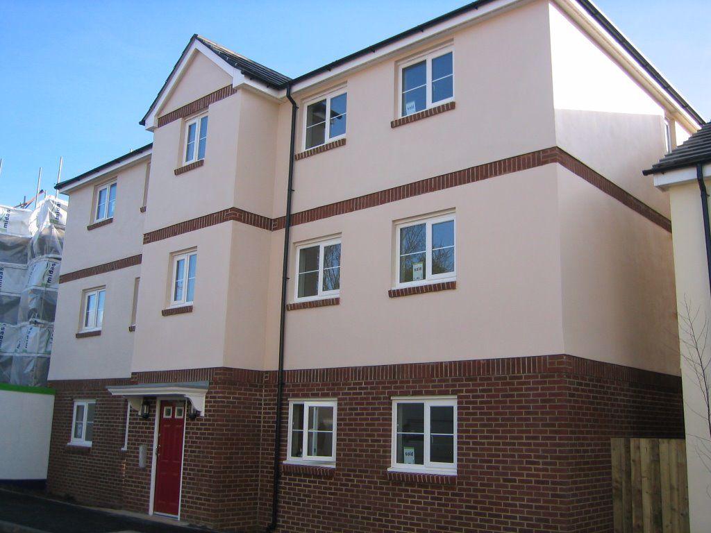 Buckland Close, Bideford, Devon 2 bed flat £650 pcm (£150 pw)