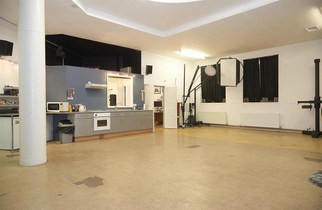 Ground floor 9379.jpg