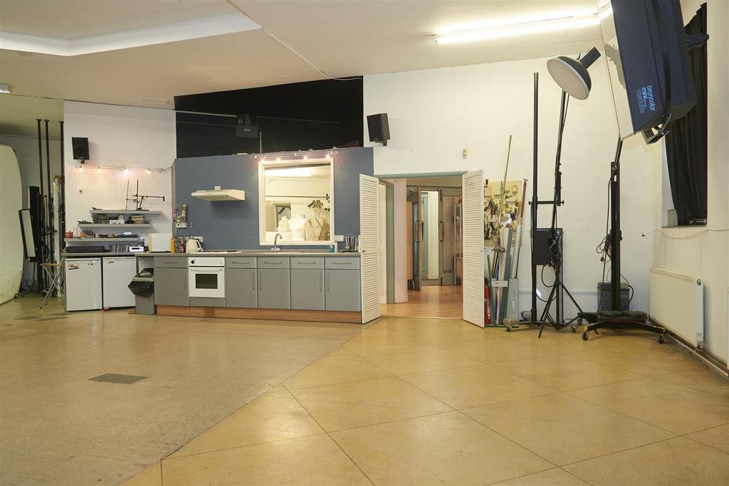 Ground floor 9396.jpg
