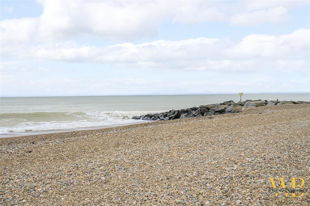 76b-beach-hut (11).jpg