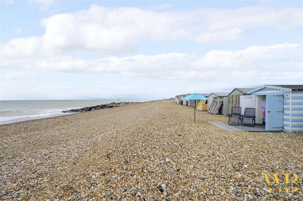 76b-beach-hut (14).jpg