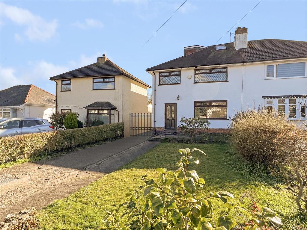 Rosemead Avenue, Wirral 3 bed semidetached house £285,000