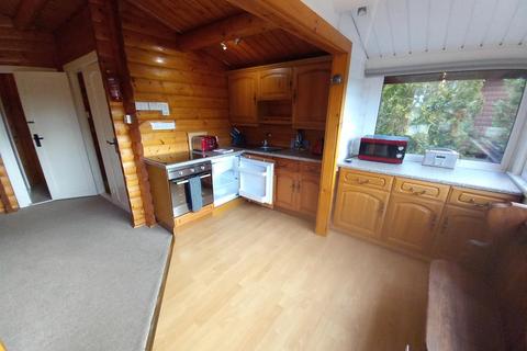3 bedroom chalet for sale - Cabin 236, (Leaseahold) Trawsfynydd Holiday Village Bronaber LL41 4YB