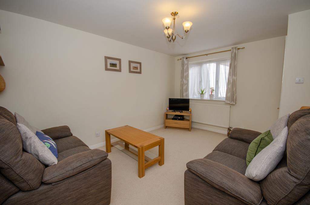 Emet Grove, Emersons Green, Bristol, BS16 7EG 2 bed end of terrace