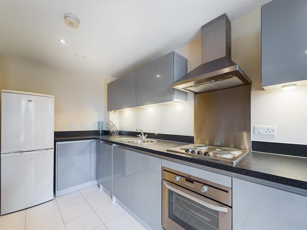 Reed House, Durnsford Road, London 1 bed apartment £1,650 pcm (£381 pw)