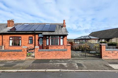 4 bedroom semi-detached bungalow for sale - Holden Road, Leigh