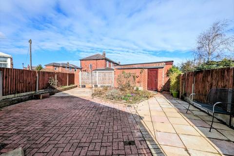 4 bedroom semi-detached bungalow for sale - Holden Road, Leigh