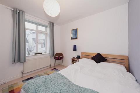 18 Carters Road, Epsom, KT17 4NE