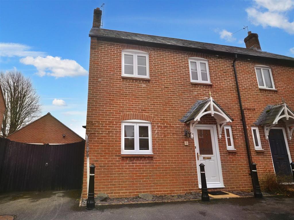 Aspen Road, Charlton Down, Dorchester 3 bed semidetached house for
