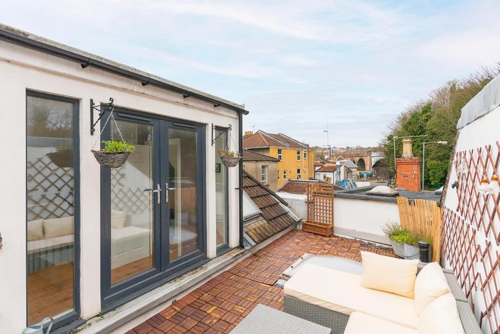 OSH3 - Roof Terrace B.jpg