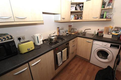 30a Medina Road, London, N7 7JU