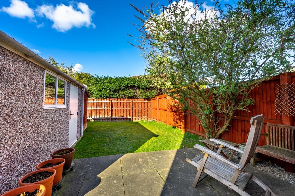 Bransholme Drive, Clifton Moor, York 3 bed townhouse £270,000