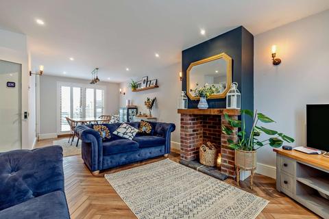 5 The Chase, Knaresborough, HG5 0SY
