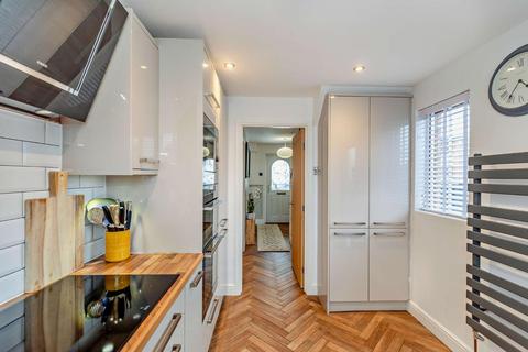 5 The Chase, Knaresborough, HG5 0SY