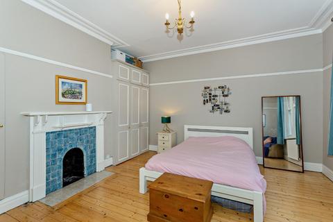 Flat 2, Southlands Springfield Avenue, Harrogate, HG1 2HR