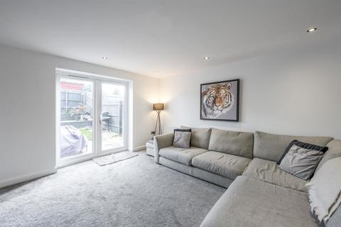 23 Bobeche Place, Kingswinford, DY6 7LU