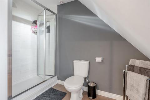 23 Bobeche Place, Kingswinford, DY6 7LU