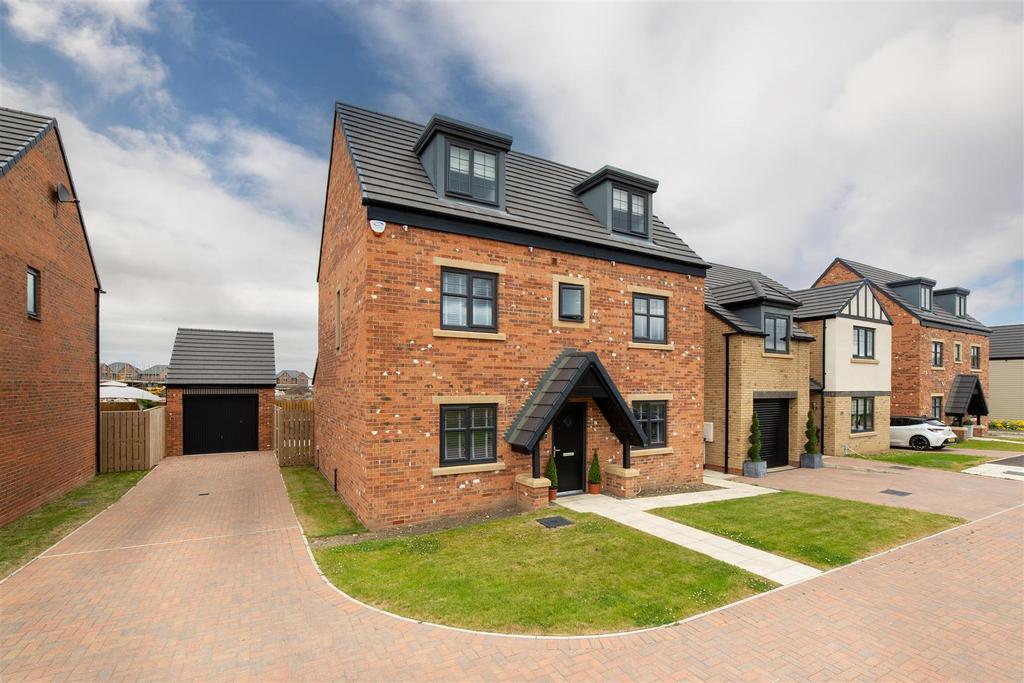 Corver Crescent, Havannah Park, NE13 4 bed detached house £400,000